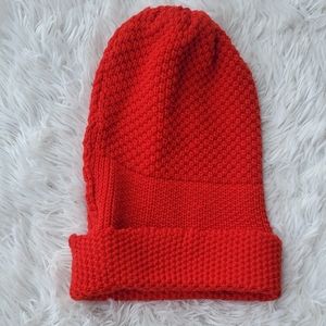Vintage 100% acrylic Beconta Unisex Red Knit Beanie